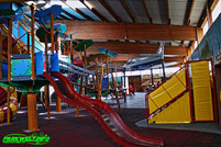 Große Alwetter Spielhalle Indoor Spielplatz Attraktionen Fahrgeschäfte Freizeitpark Lochmühle