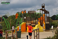 Tiki Bay Wasserspielplatz Tier Freizeitpark Thüle Friesoythe Niedersachsen Attraktionen Adresse Map Guide Park Plan Achterbahn Rollercoaster Tiere Fahrgeschäfte Infos 