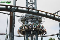 Highlander Funtime Tilting Gyro Tower Freefall Free Fall Hansa Park Freizeitpark Themepark Ostsee Sierksdorf Info Map Guide Attraktionen Fahrgeschäfte Park Plan Achterbahn