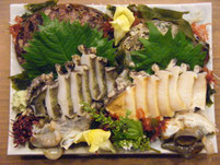 寿司、羽島、すし、岐阜、らんち、ランチ、メニュー、にぎり、食事、コース、ネタ、天然、会席、盛り合わせ、国産、安全、安心、左門、クーポン、あわび、つがい、祝い、宴会、握り、新鮮、値打ち、鯛、得、有名、特産、グルメ、おいしい、美味しい、こだわり、一宮、テレビ、名古屋、大垣、人気、れん、こん、シャリ、ちらし、和食、海鮮、鮮魚、鍋物、すき焼き、昼食、夕食、予約、飲食、ディナー、お持ち帰り、テイクアウト、忘年会、新年会、同窓会、敬老の日、成人の日、お盆、還暦、七五三、法事、ひな祭り、打ち上げ、年末、年始、女子会、