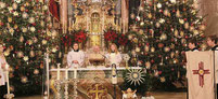 Pfarrer Raimund Arnold zelebrierte die Christmette.