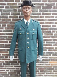 Guardia Civil, ceremonieel tenue