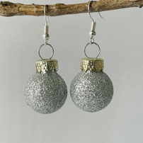 Druckatelier46 - Ohrstecker Weihnachtskugeln silber glitzer