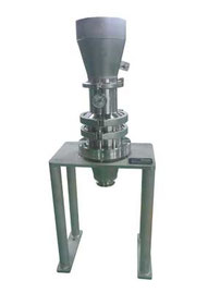 衝突板式超音速ジェット粉砕機 SPK型 - 化工機事業 日本ニューマチック