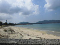 涌田漁港 横の砂浜の写真
