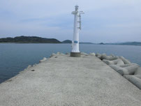 角島 尾山港 外波止・先端付近の写真