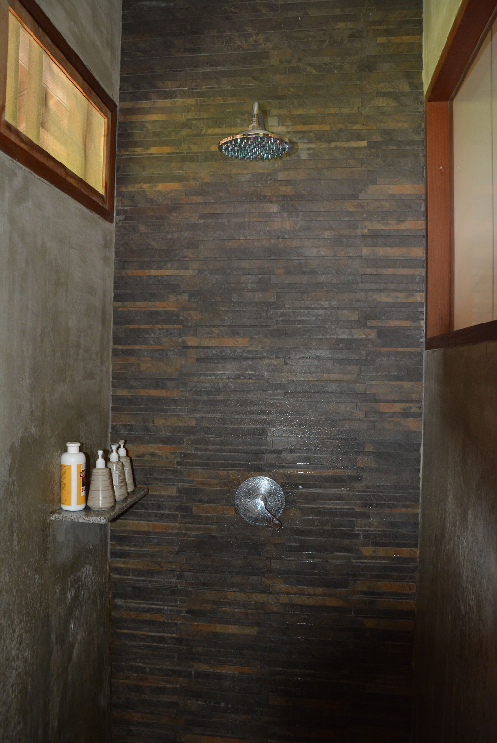 DUSCHE IM GARDEN BUNGALOW