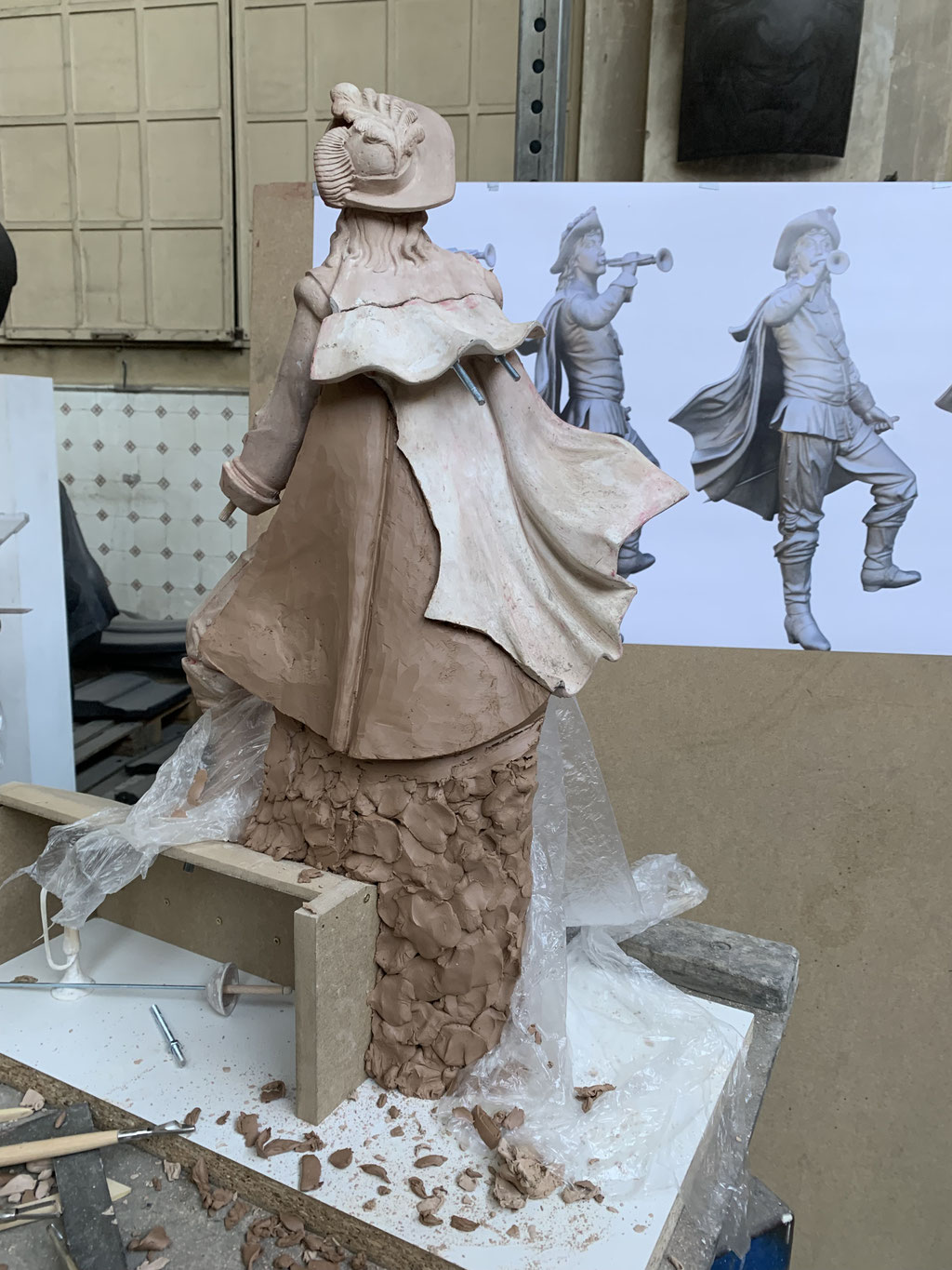  Rekonstruktion des Gipsmodells der Trompeter Figur