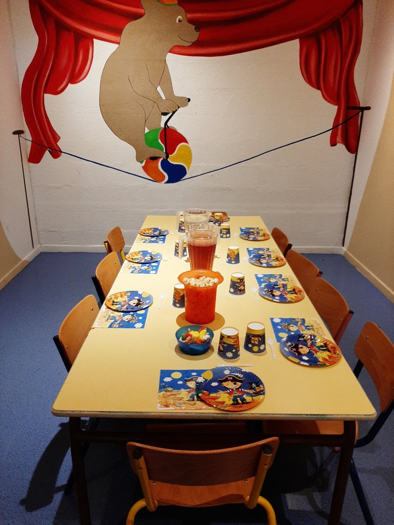 Salle anniversaire "Ours"