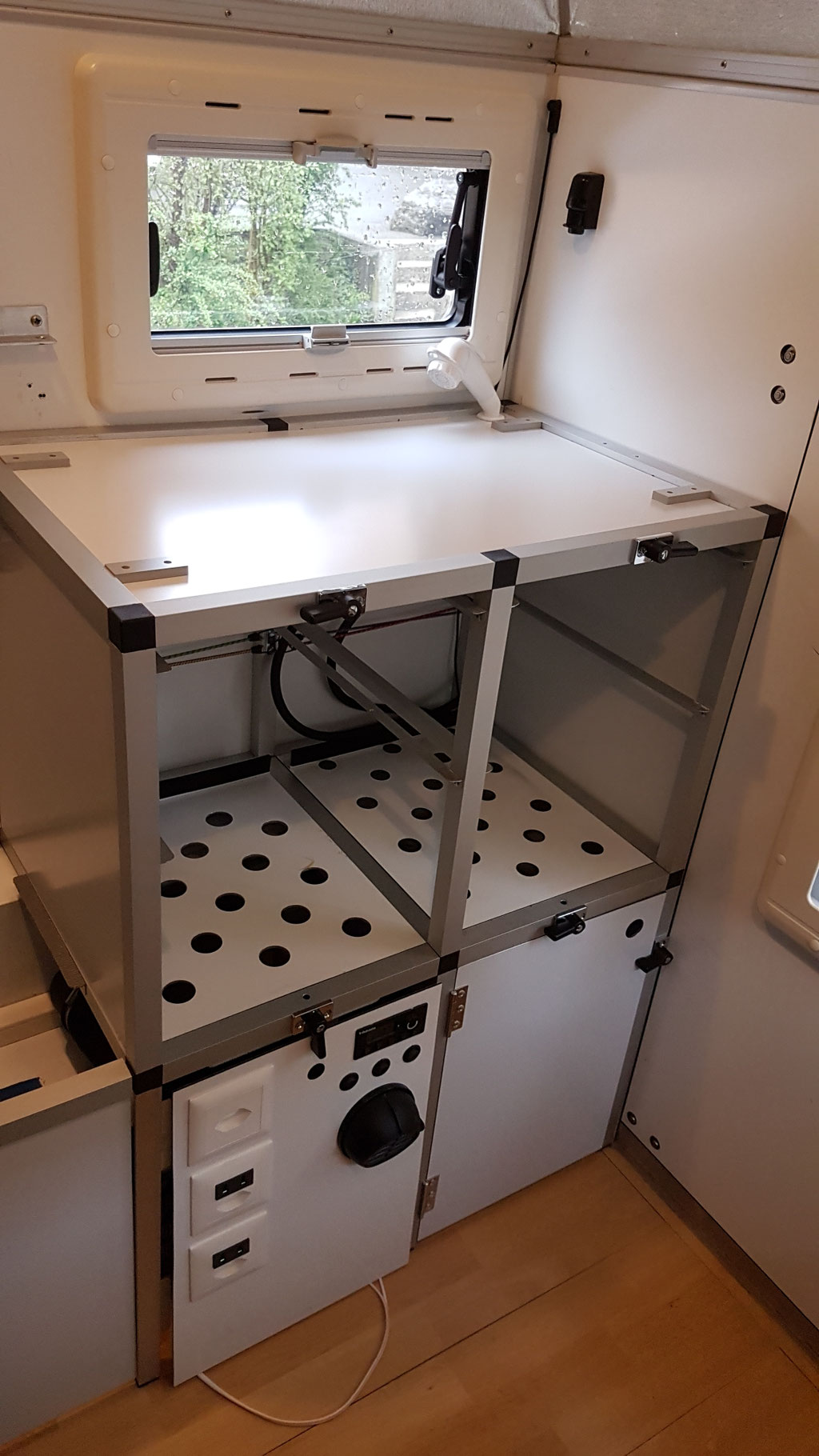 Expeditionskabine Absetzkabine Wohnkabine Ortec Minicamp #ProjektBlackwolf Ausbau Interieur Exkab 1 offroad Tacoma expedition overland truckcamper wolf78-overland.ch