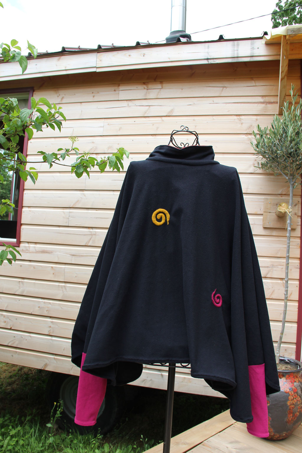 Poncho Cape "Arlequin tournicotant" (Dos)