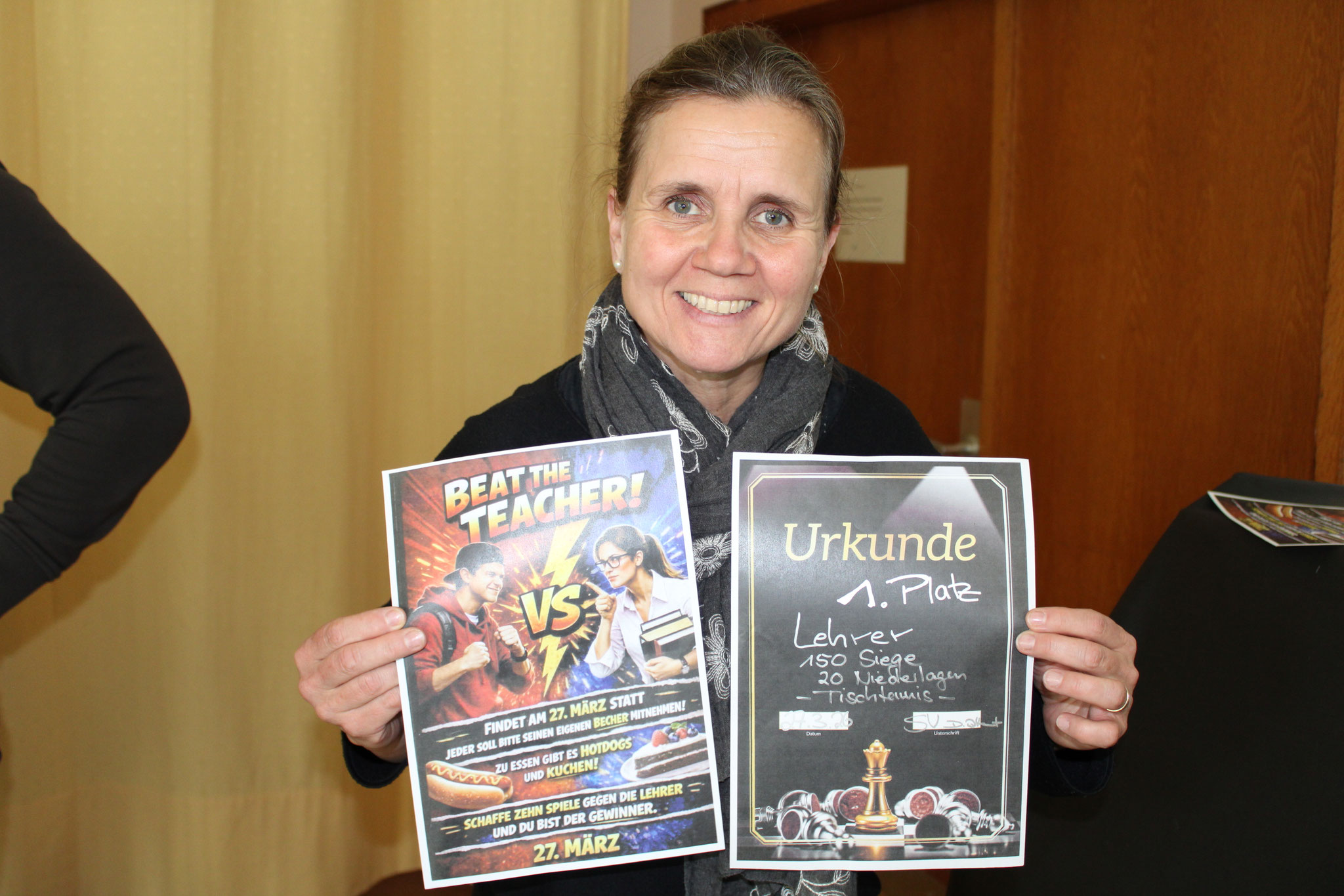 1. Platz der Lehrer: Frau Schmidt-Engels (und Herr Mazarin)