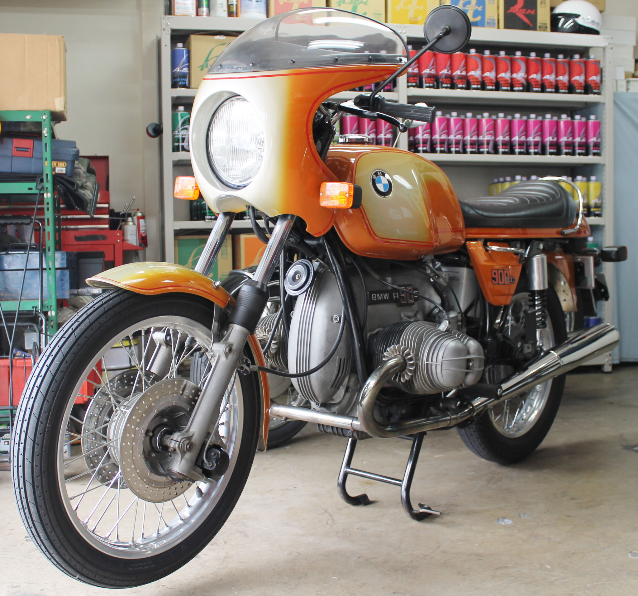 Sold Out Bmw R90s Daytona Orenge Bmw Kawasaki カワサキ Kz1000 Z1 Z1rなどの中古 バイク 輸入バイクの販売 Windword