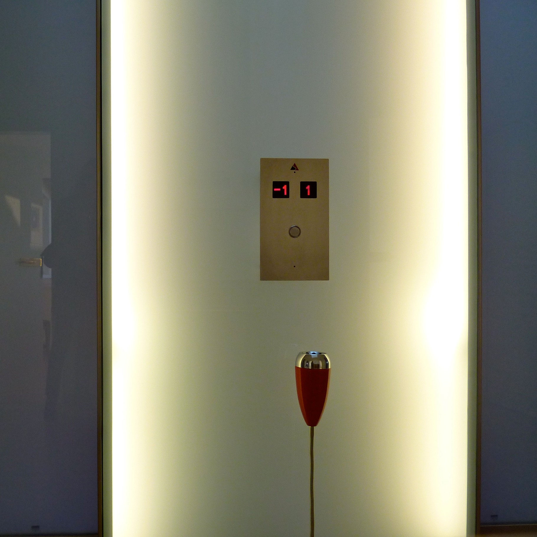 Banque à Neuchâtel — vue 4