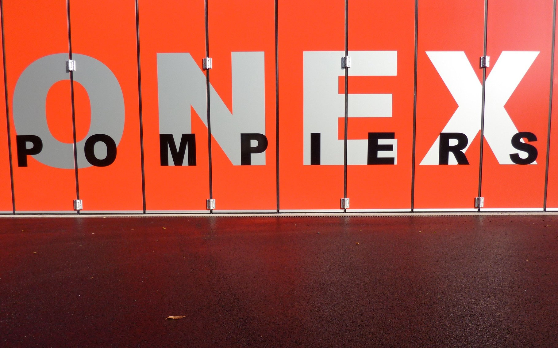 Équipement à Onex — vue 2