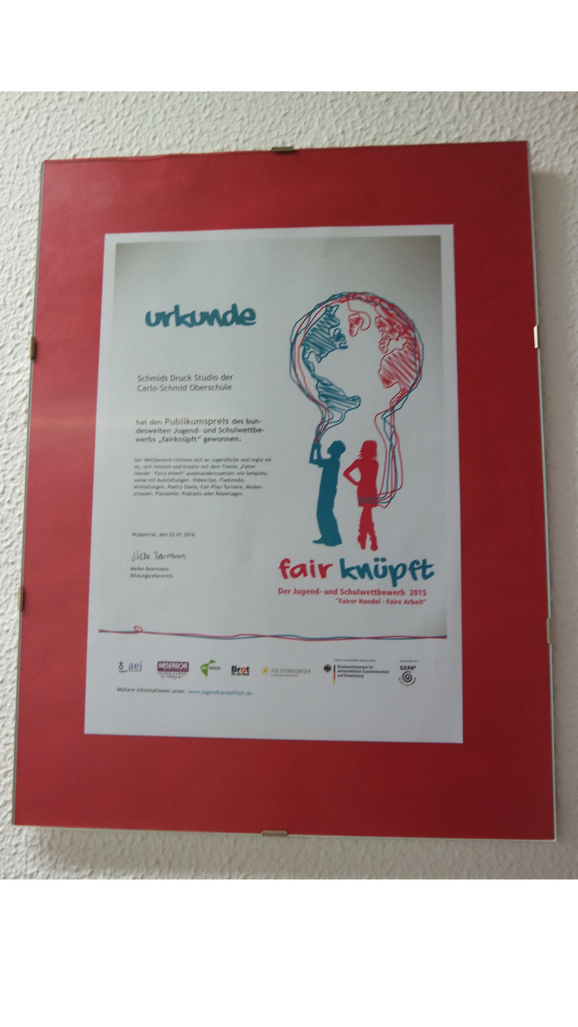 2015: Gewinner des bundesweiten Publikumspreises im wettbewerb "fairknüpft"