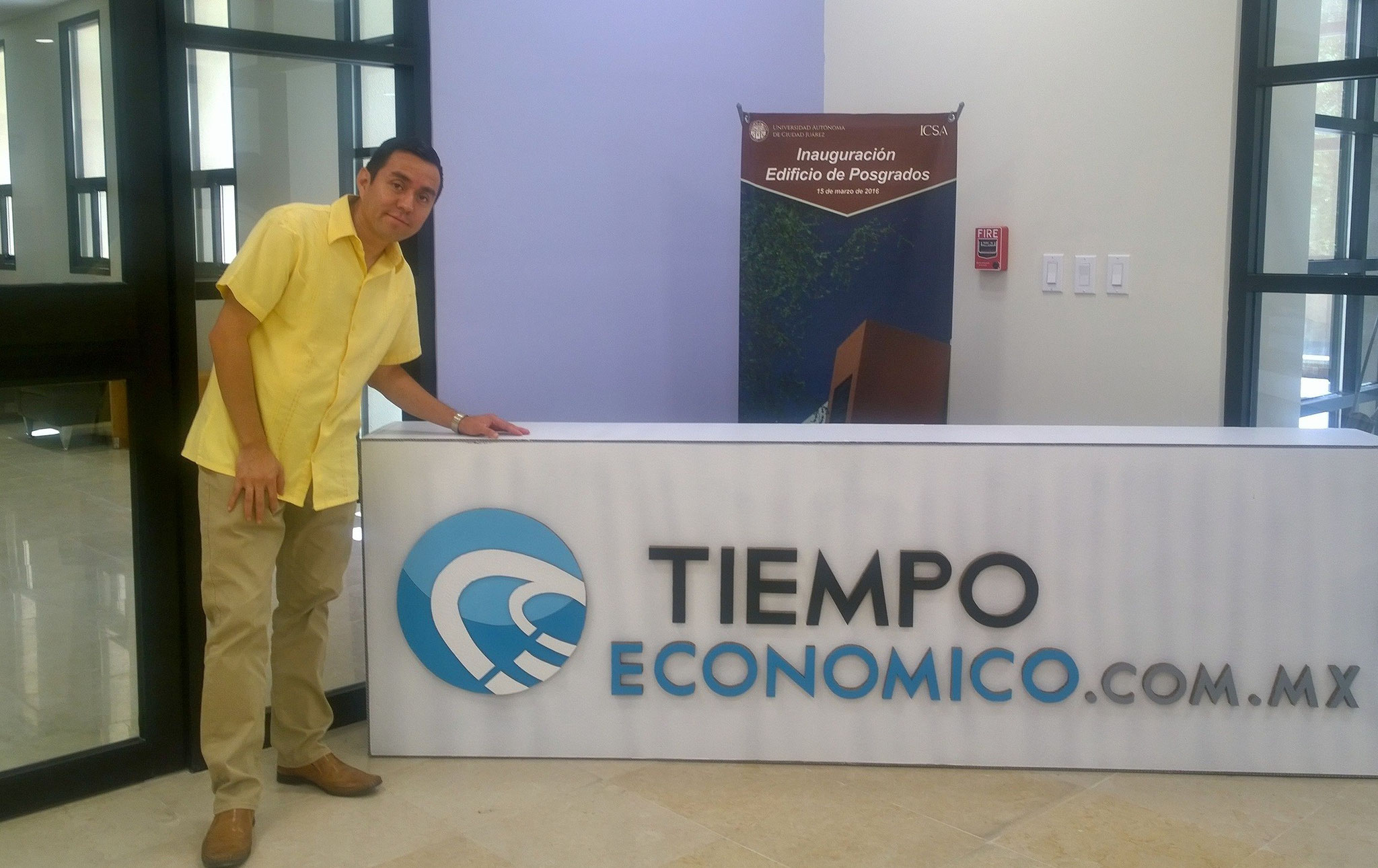 Promoción en la UACJ de Tiempo Económico, 2016.
