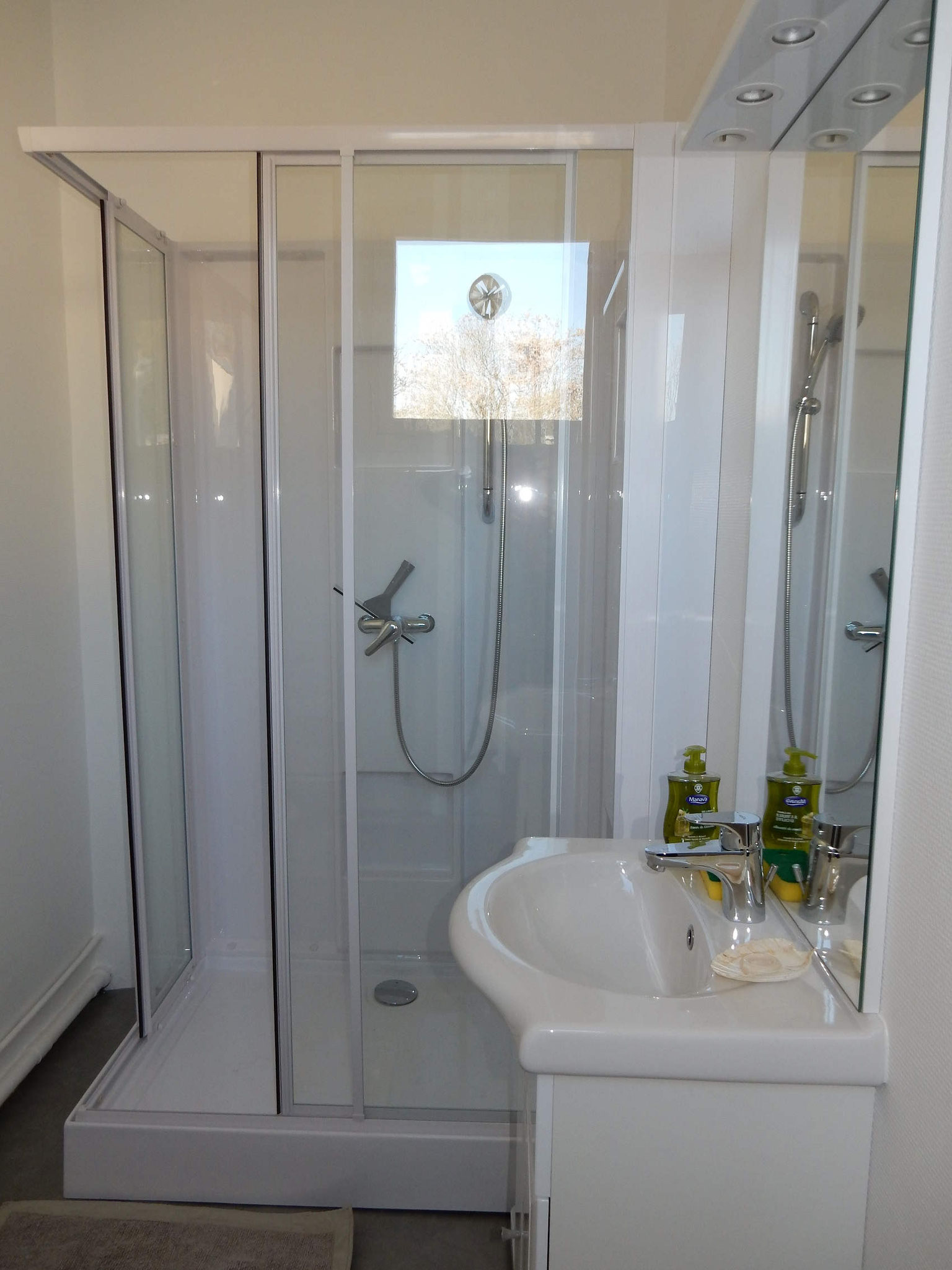 Une salle de bain.