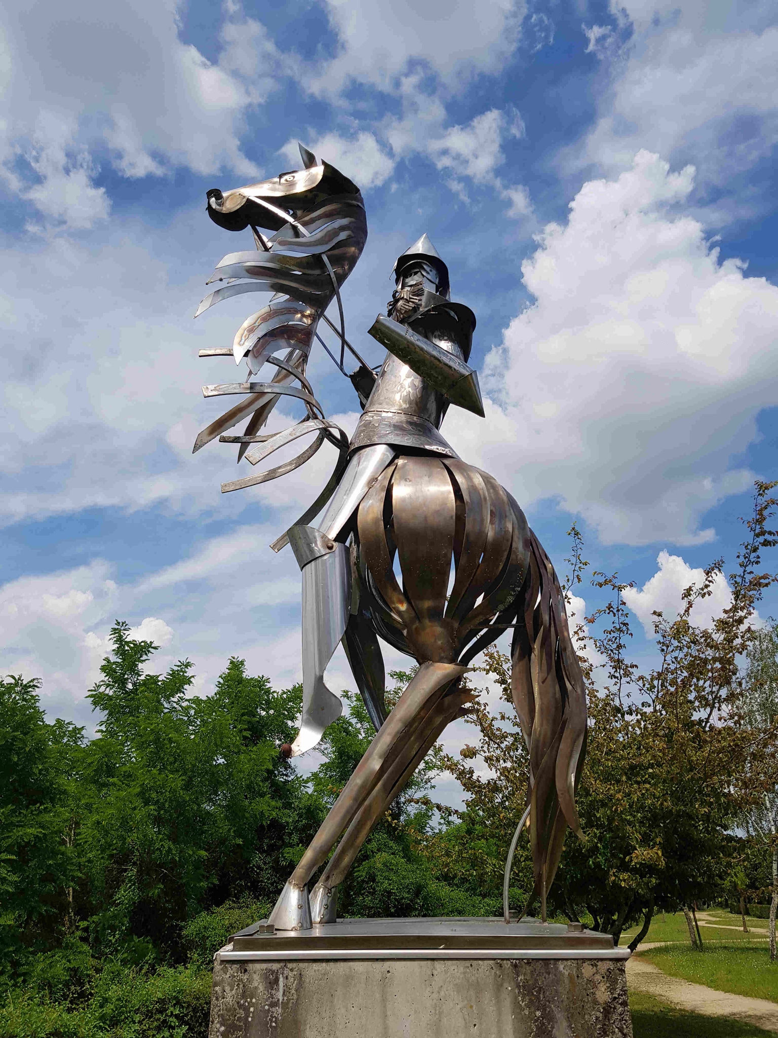 Statut de Geoffroy la Grand'Dent.