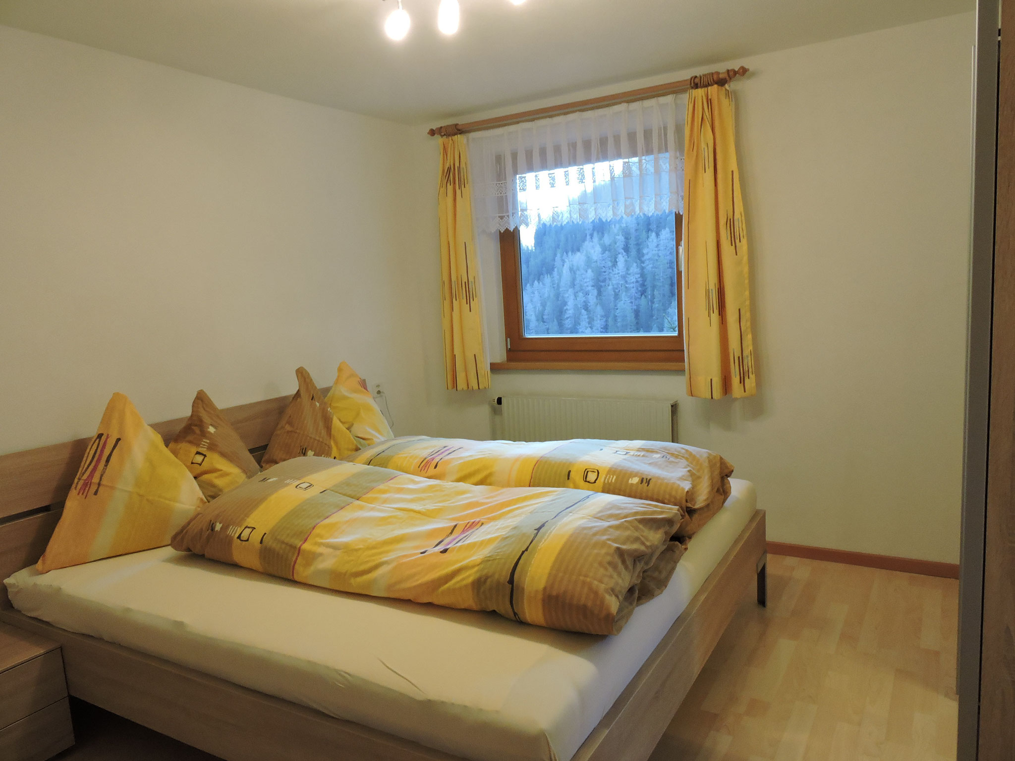 1. Schlafzimmer
