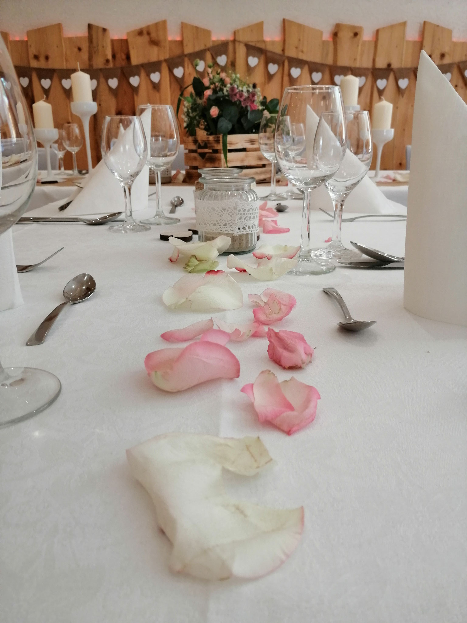 Festlich gedeckter Tisch