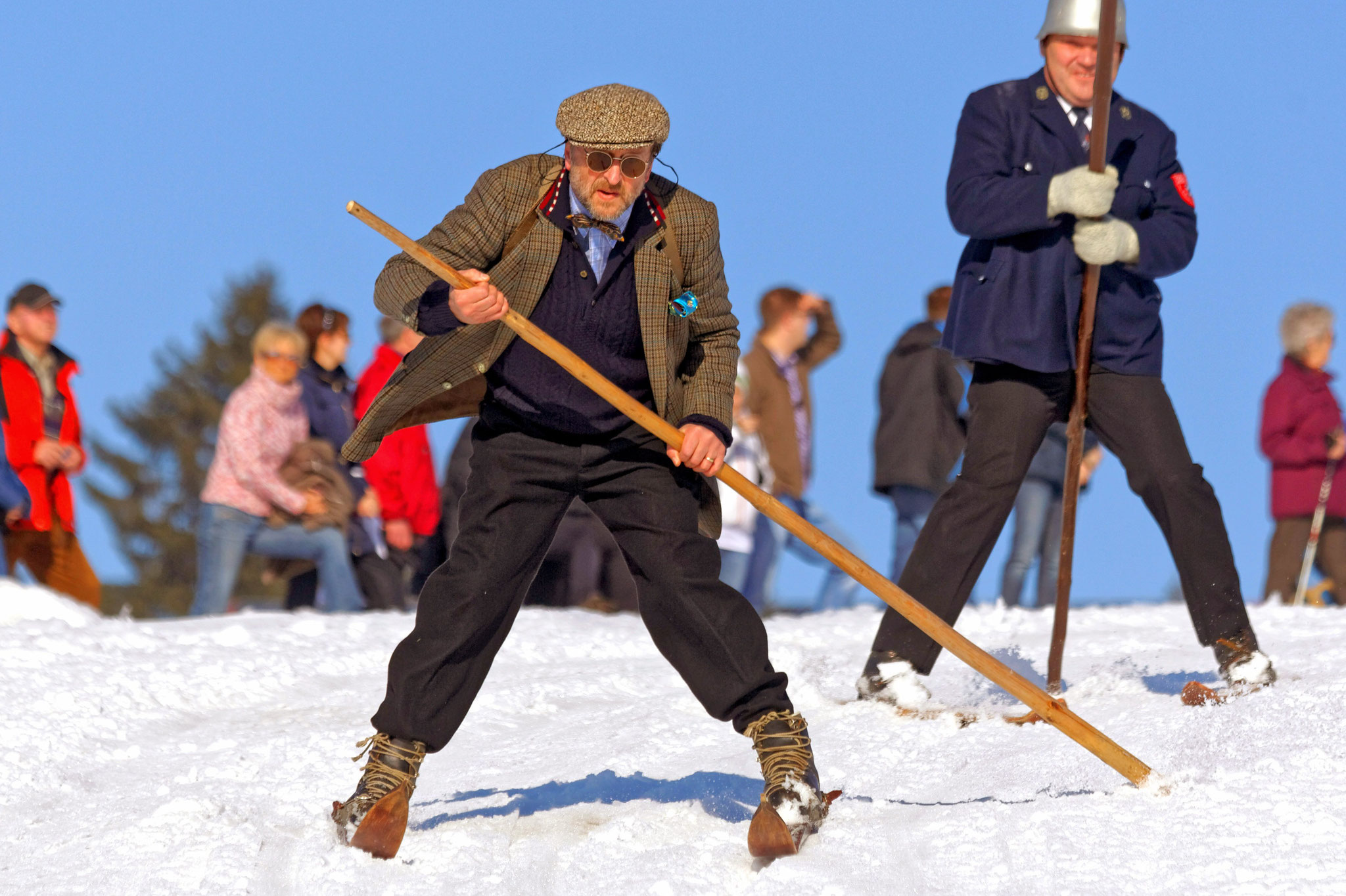 unbekannt, Reinhold Schötz ( v l. nach r.). Foto: Paul Machek