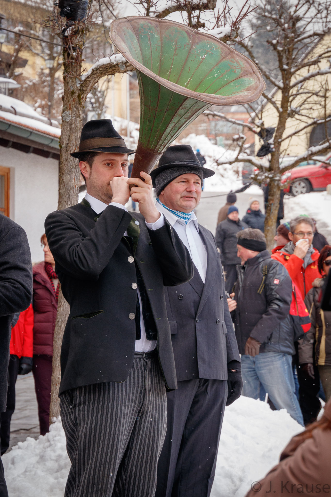 (v. l nach r.): Erster Bürgermeister Anton Piermeier, 2.Bürgermeister Andi Aichinger, 2018. Foto: Jürgen Krause 