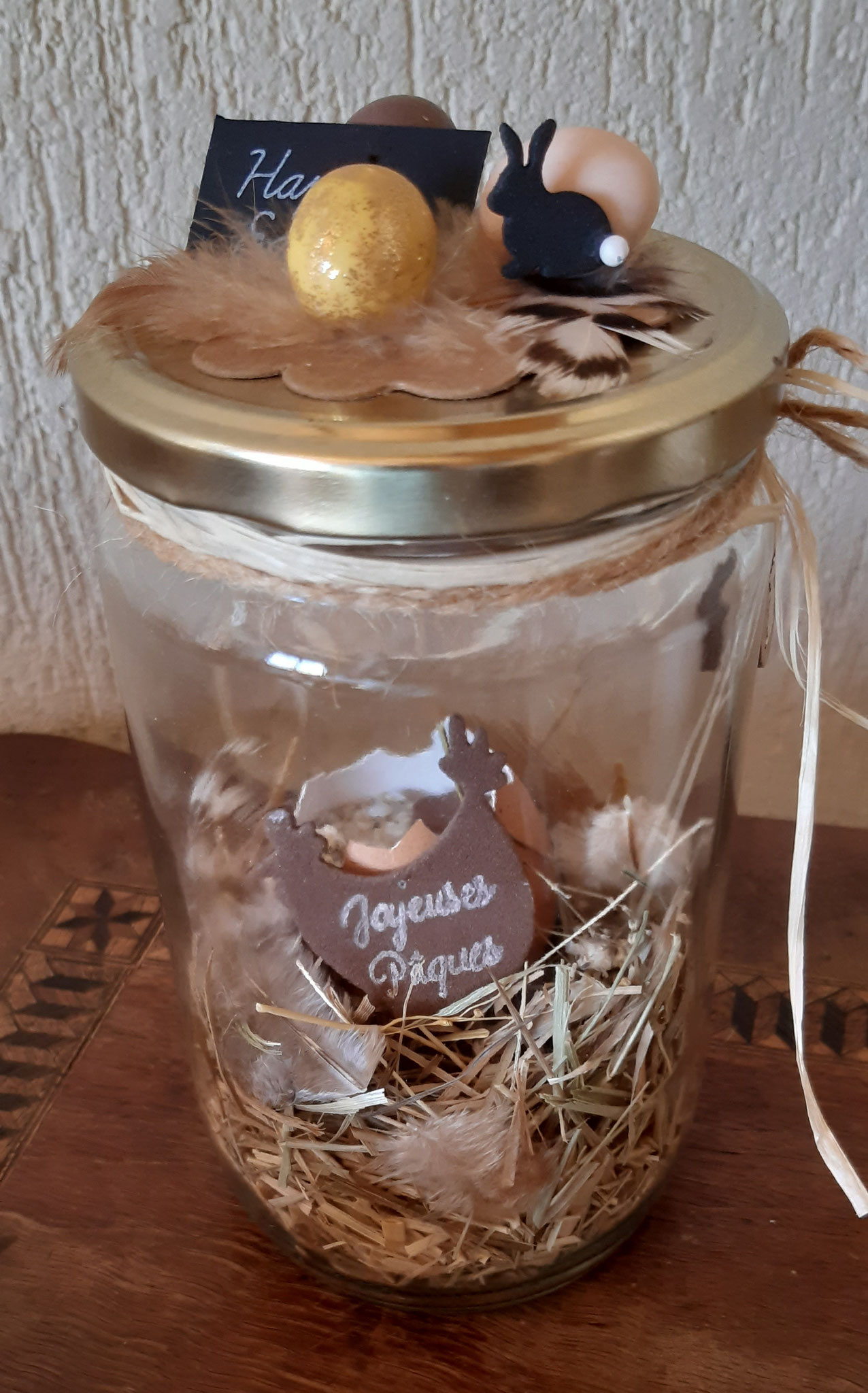 des bocaux recyclés pour offrir des chocolats - la planète vous dit "merci"
