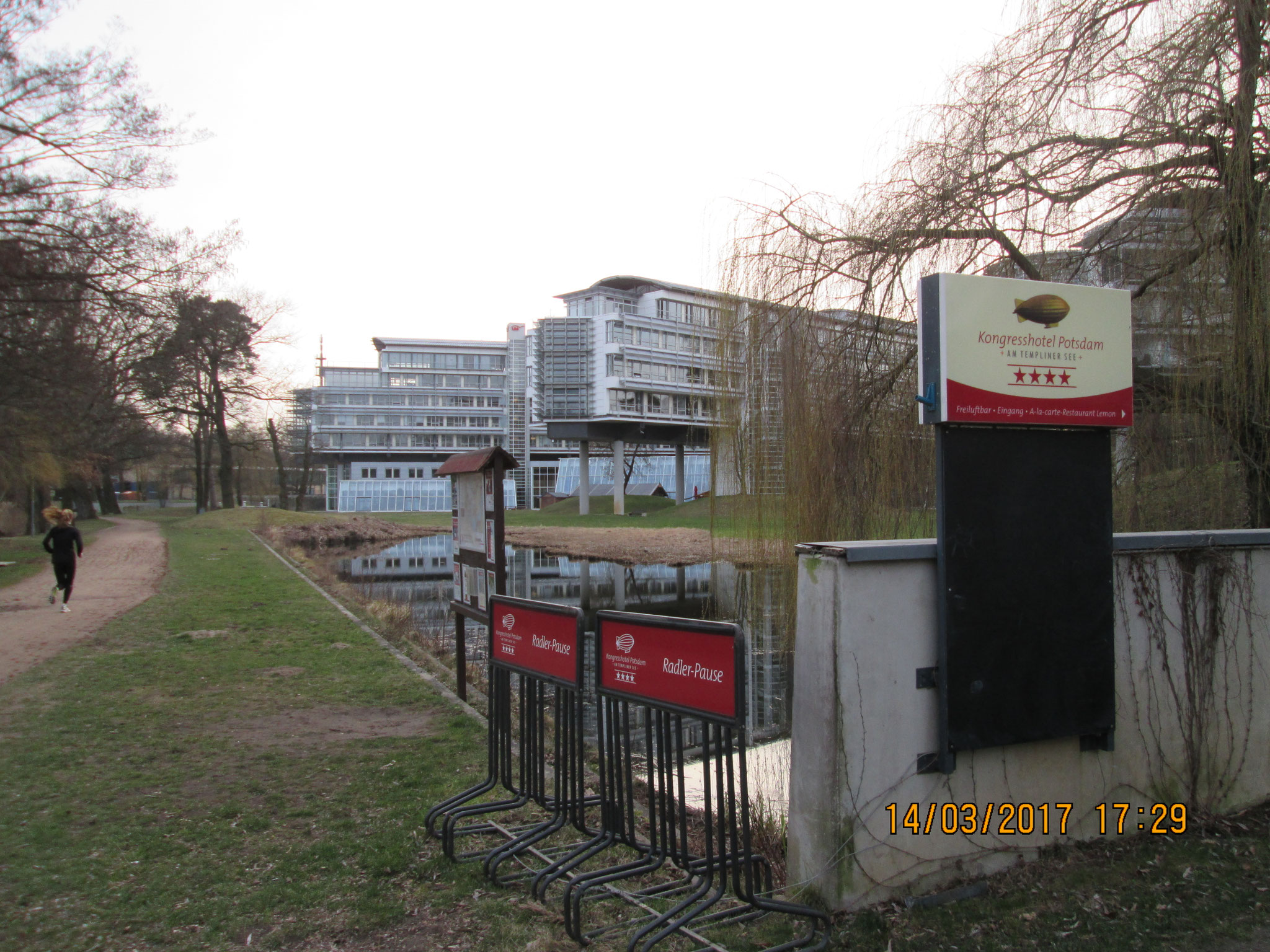 riesiges Kongresshotel