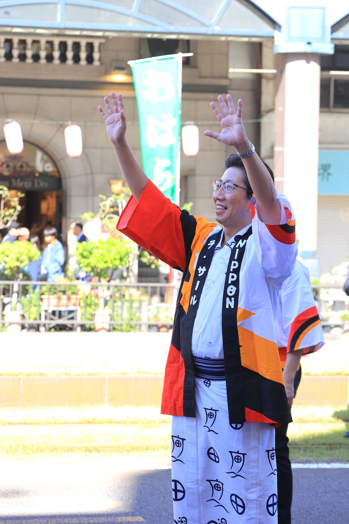 おはら祭で下鶴市長も踊りに参加する(11月3日鹿児島市)