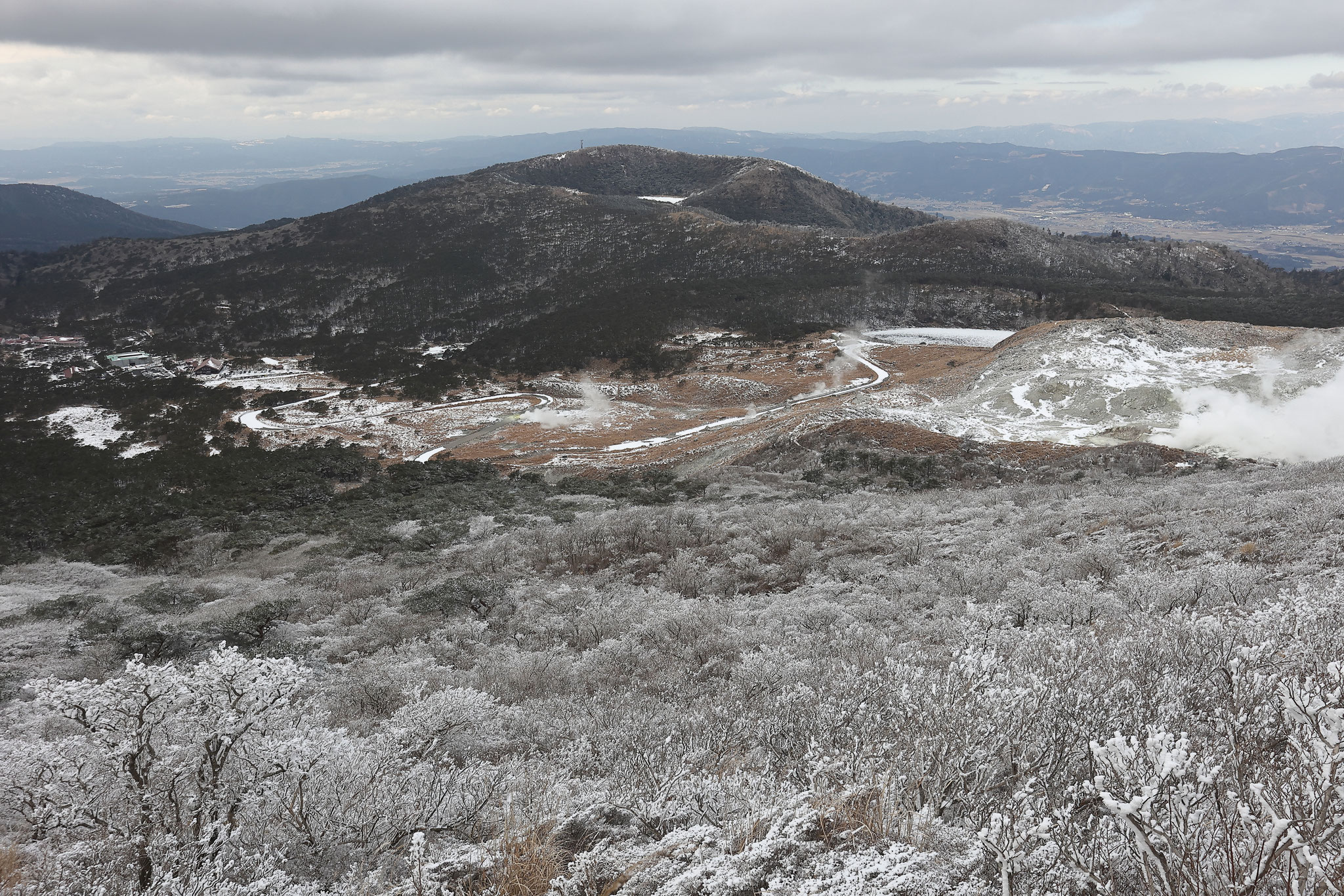 雪化粧のえびの高原 (1/10)