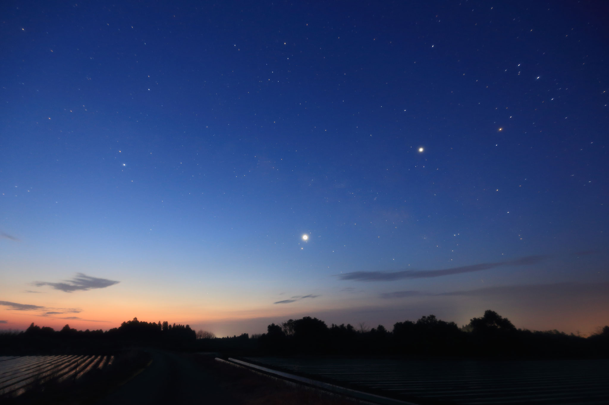 日の出前の空、まだ星は輝く。(2/17 鹿屋市上高隈町)