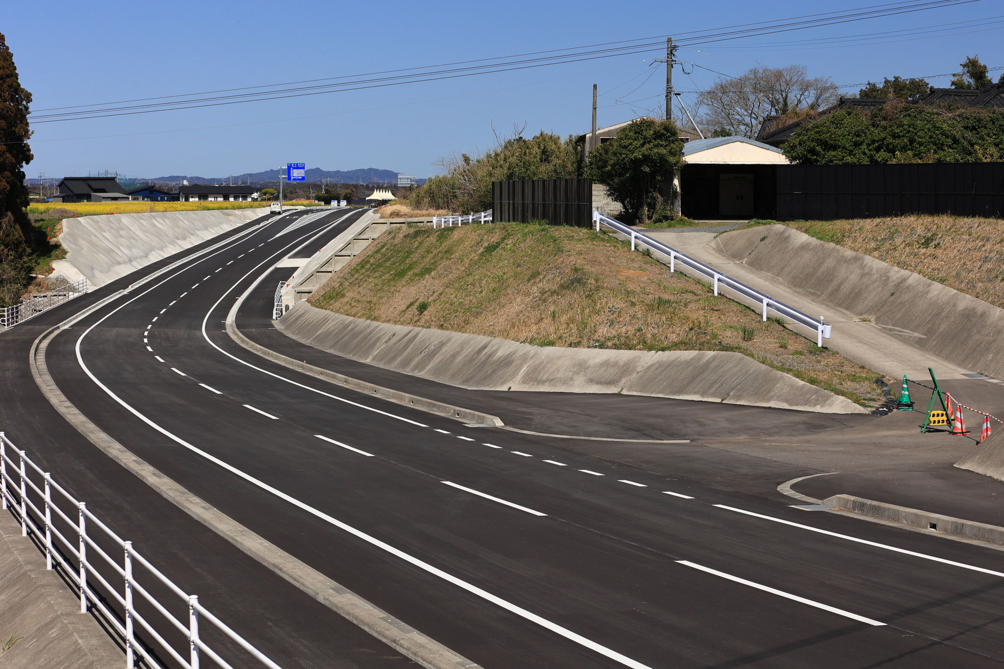 吾平町に新しく作られた道路（1）(3月14日 吾平町)