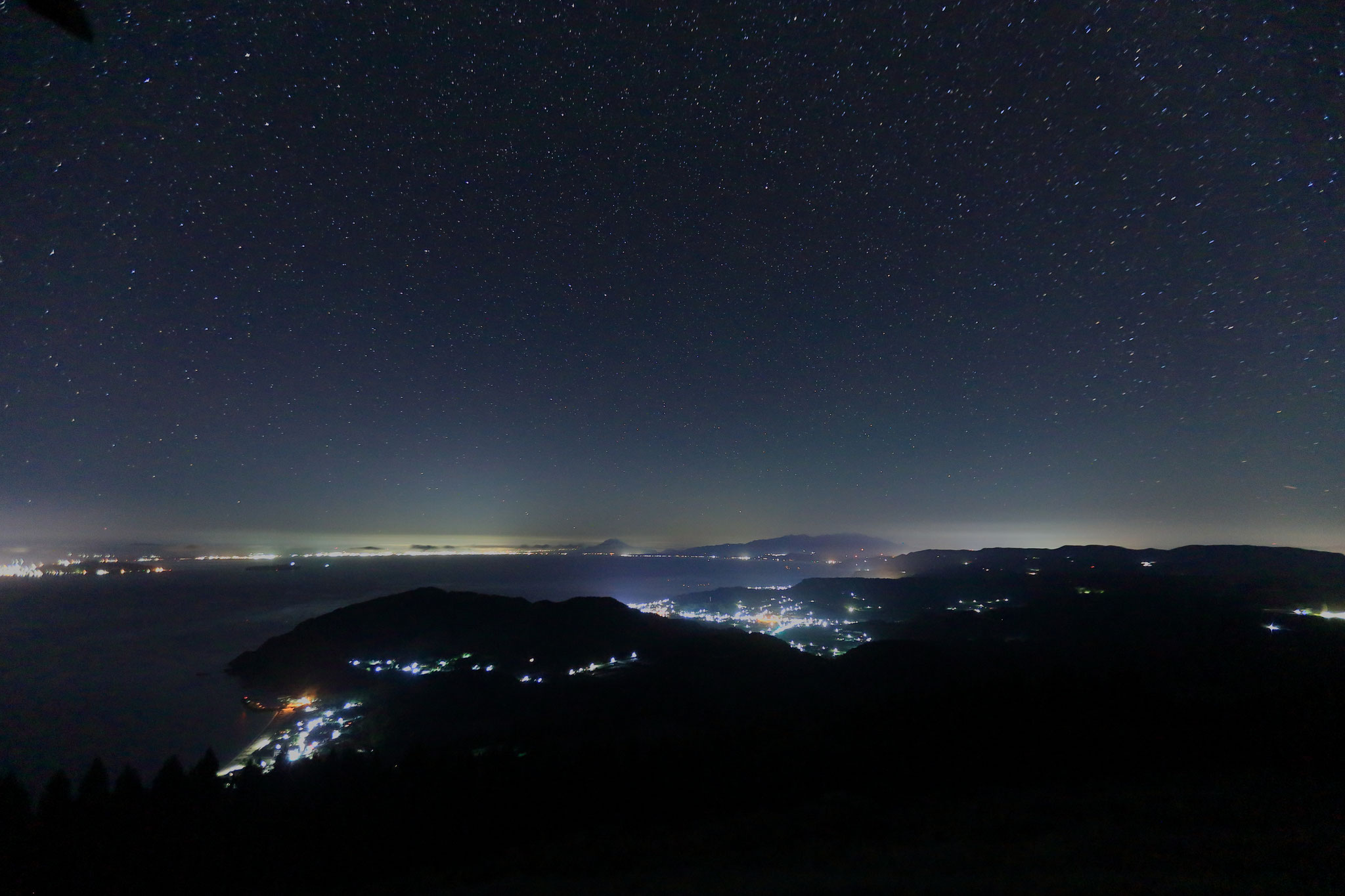 パノラマパーク西原台、夜の眺め(8/16 南大隅町)