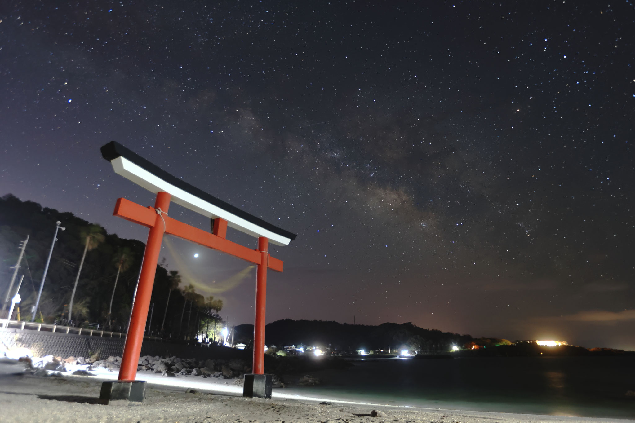 天の川の目覚めを、喜ぶかのような荒平天神鳥居(3月6日 鹿屋市)