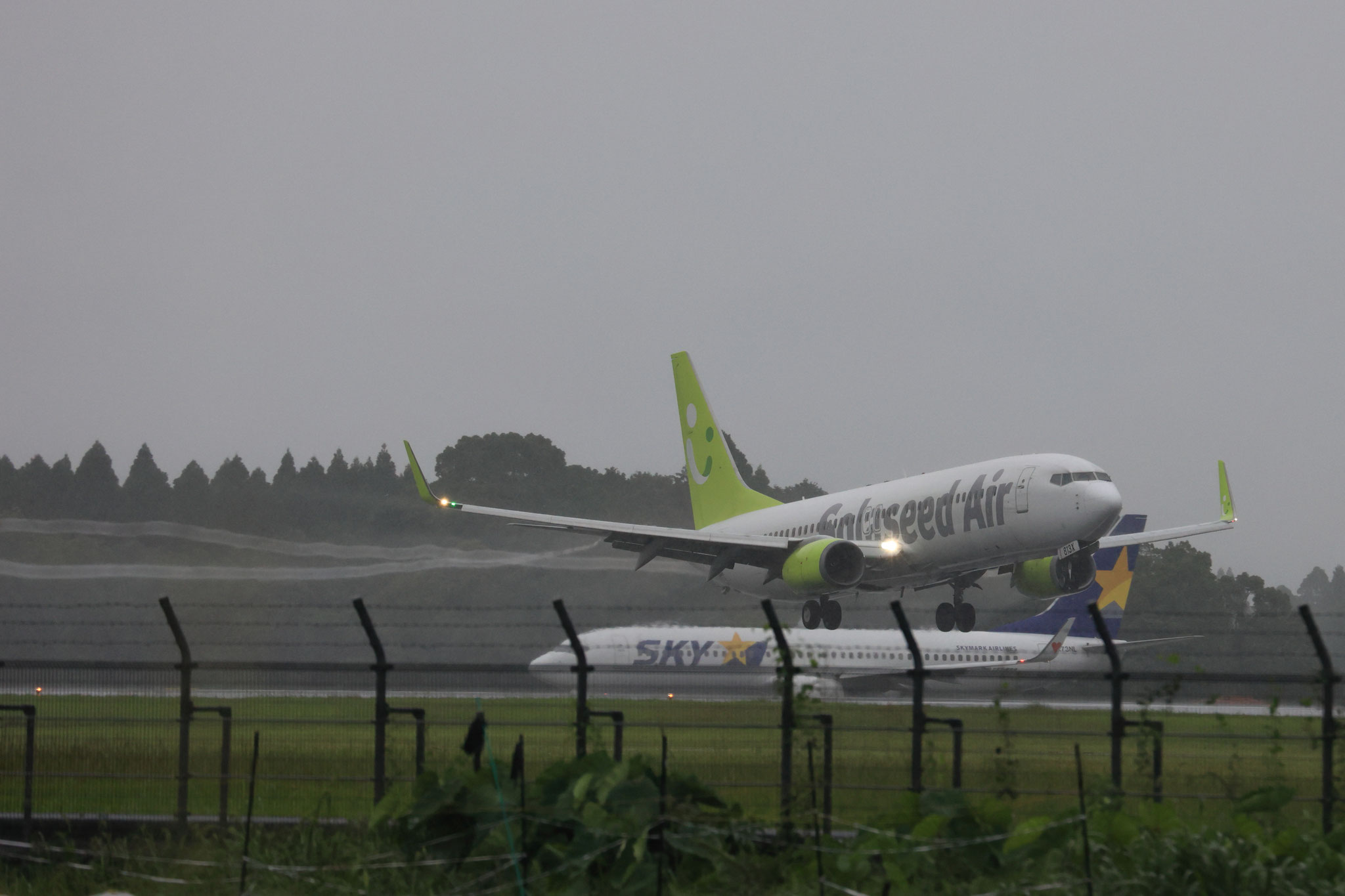 可視化される空気の渦ベイパー(7月15日 溝辺町)