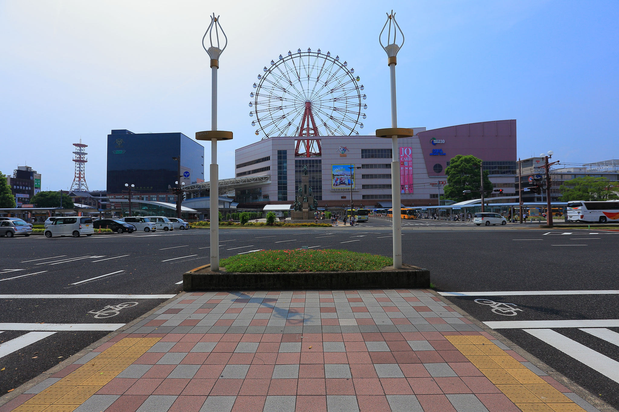 鹿児島中央駅前風景