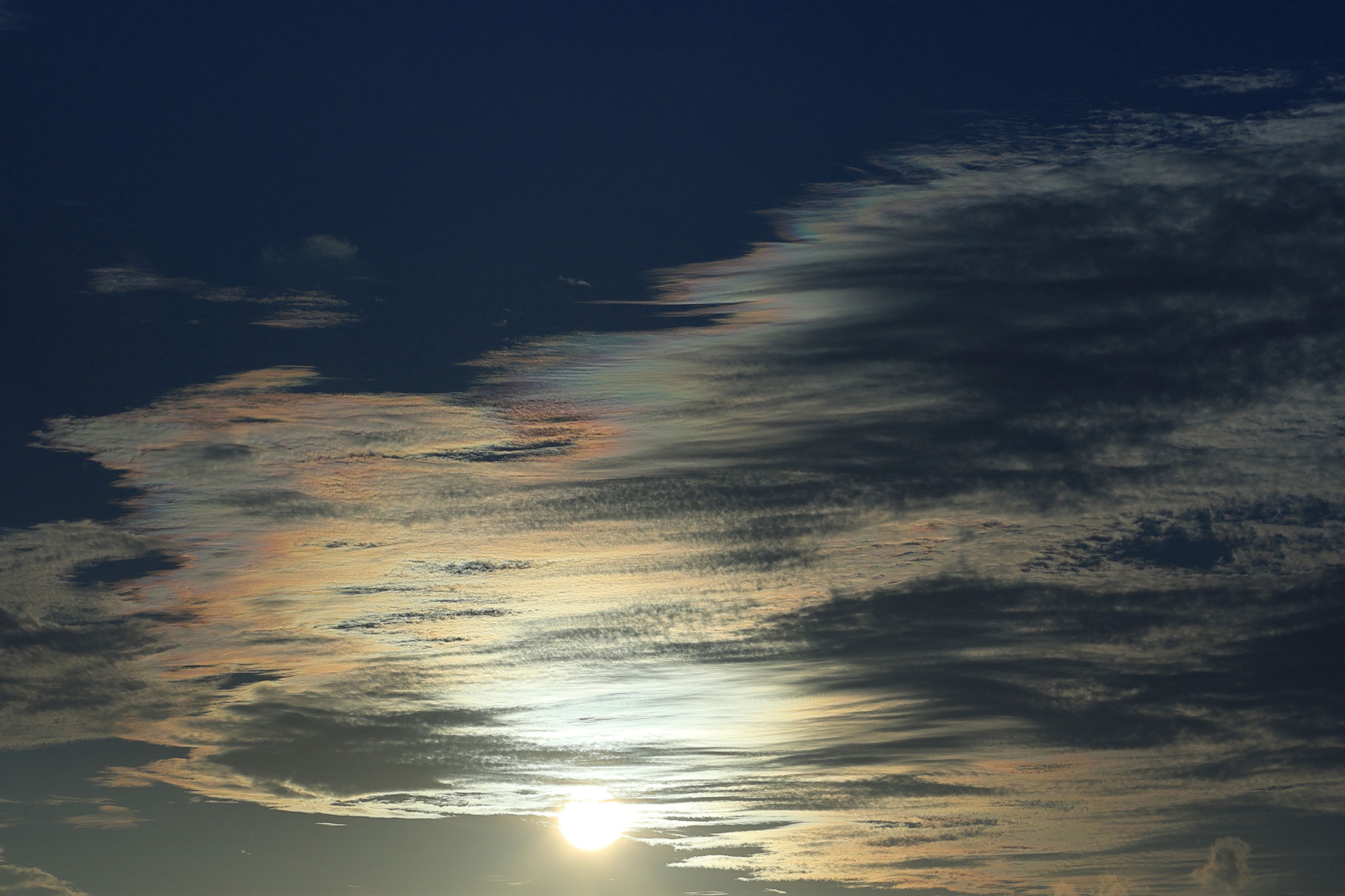 秋空の彩雲(10月5日 鹿屋市)