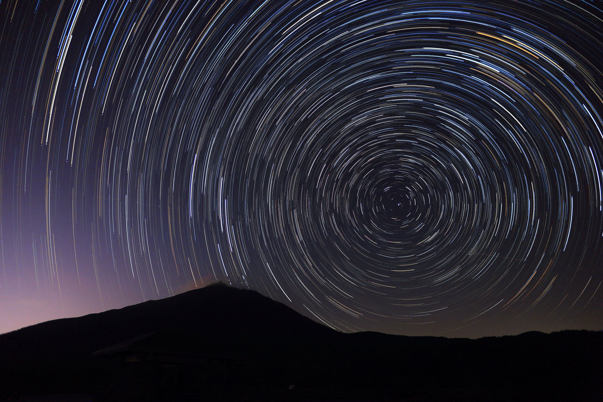 深夜の有村溶岩展望所、星の軌跡