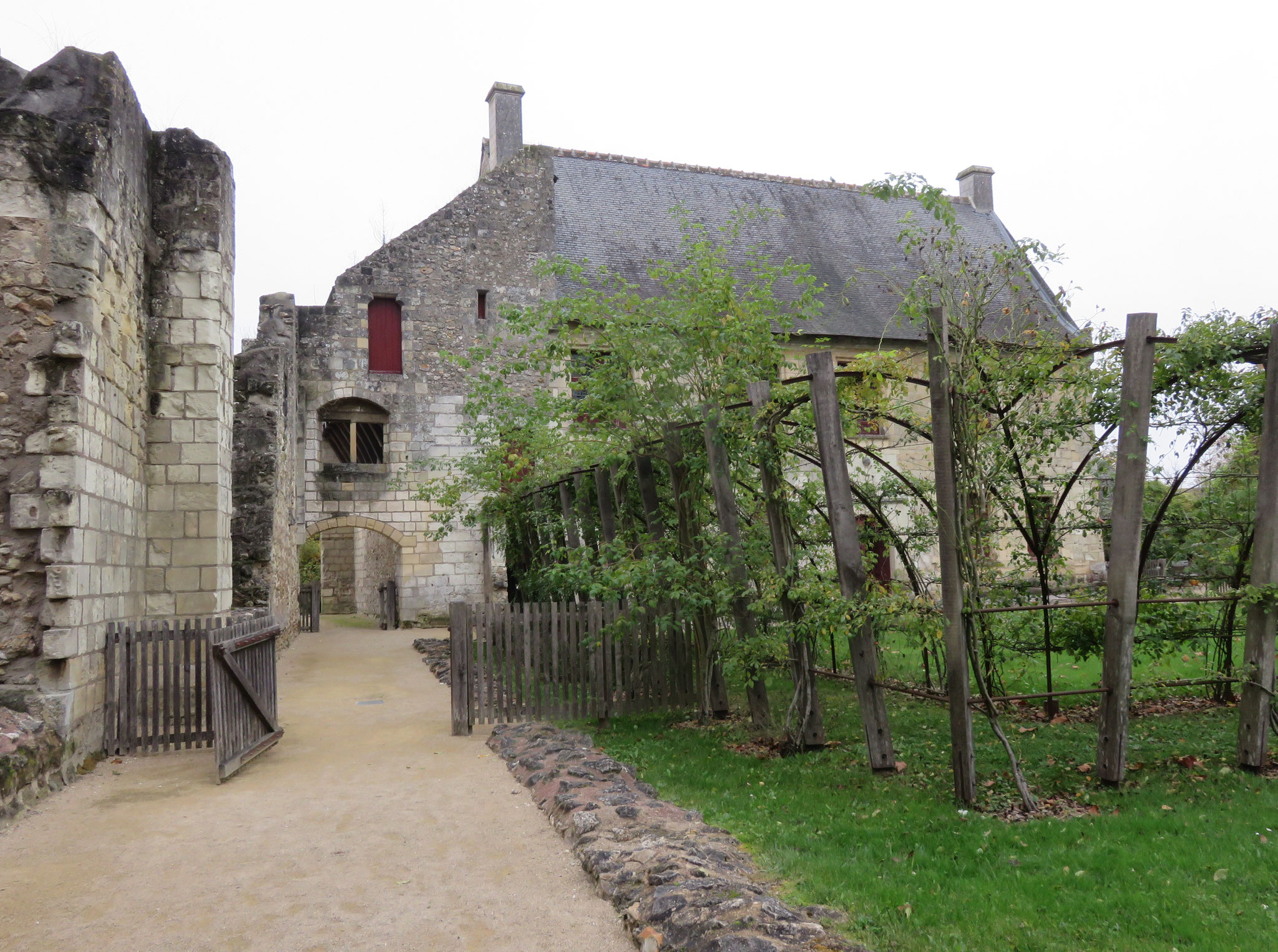 Début du diaporama de la visite du prieuré Saint Cosme
