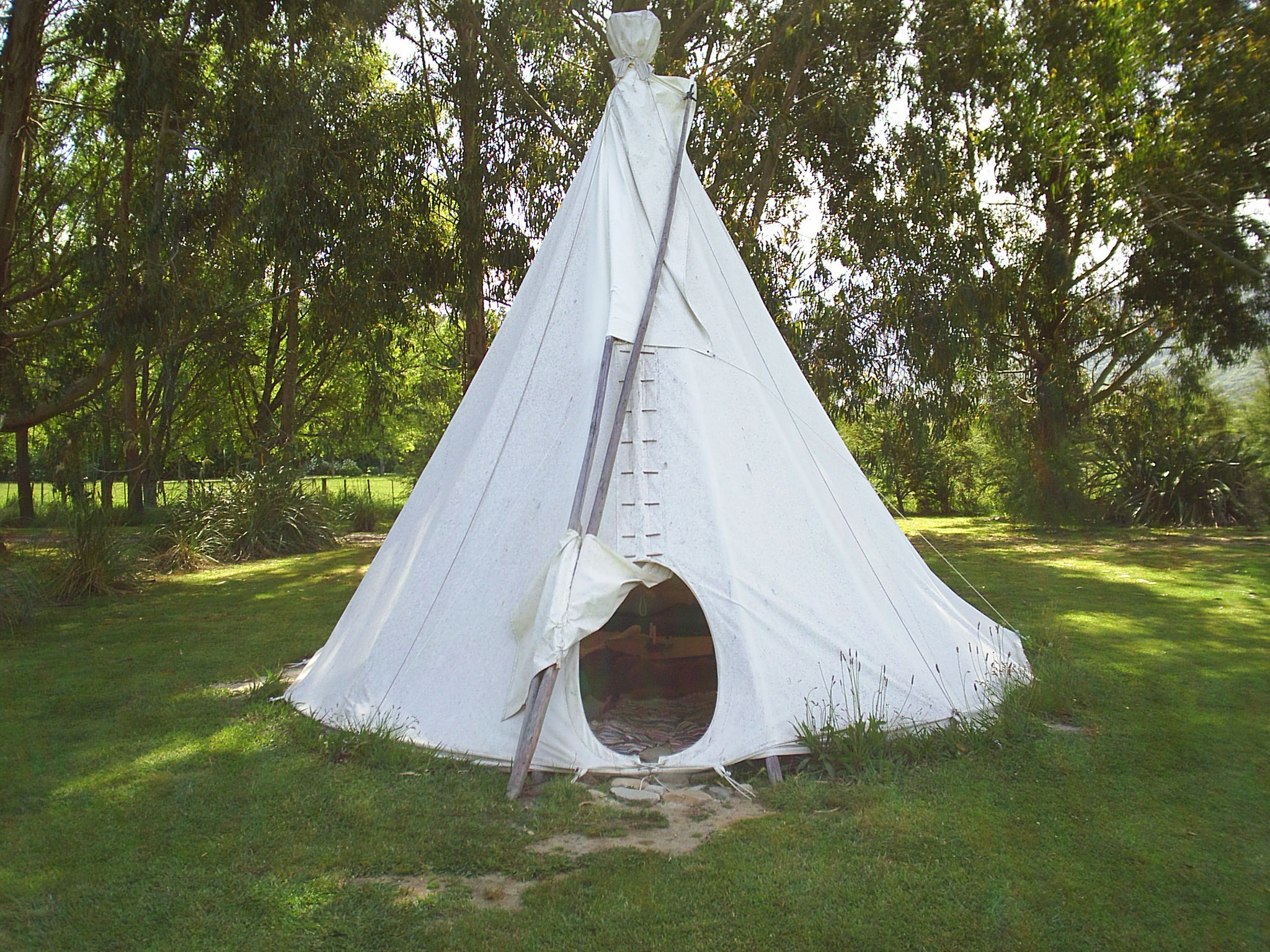 Neuseeland - Victoria muss in einem Tipi schlafen