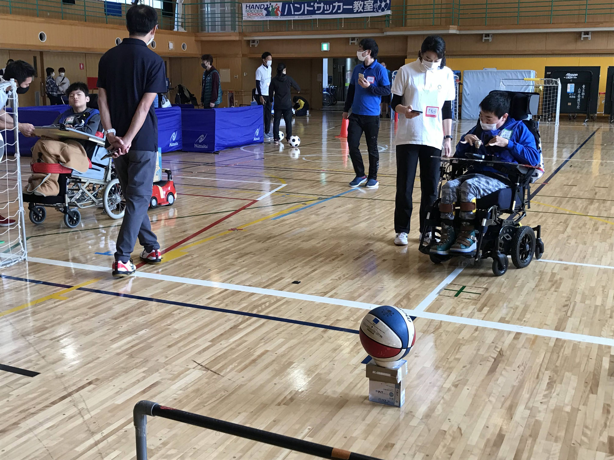 重度障害の人もスポーツできるんだよ 日本ハンドサッカー協会のページ