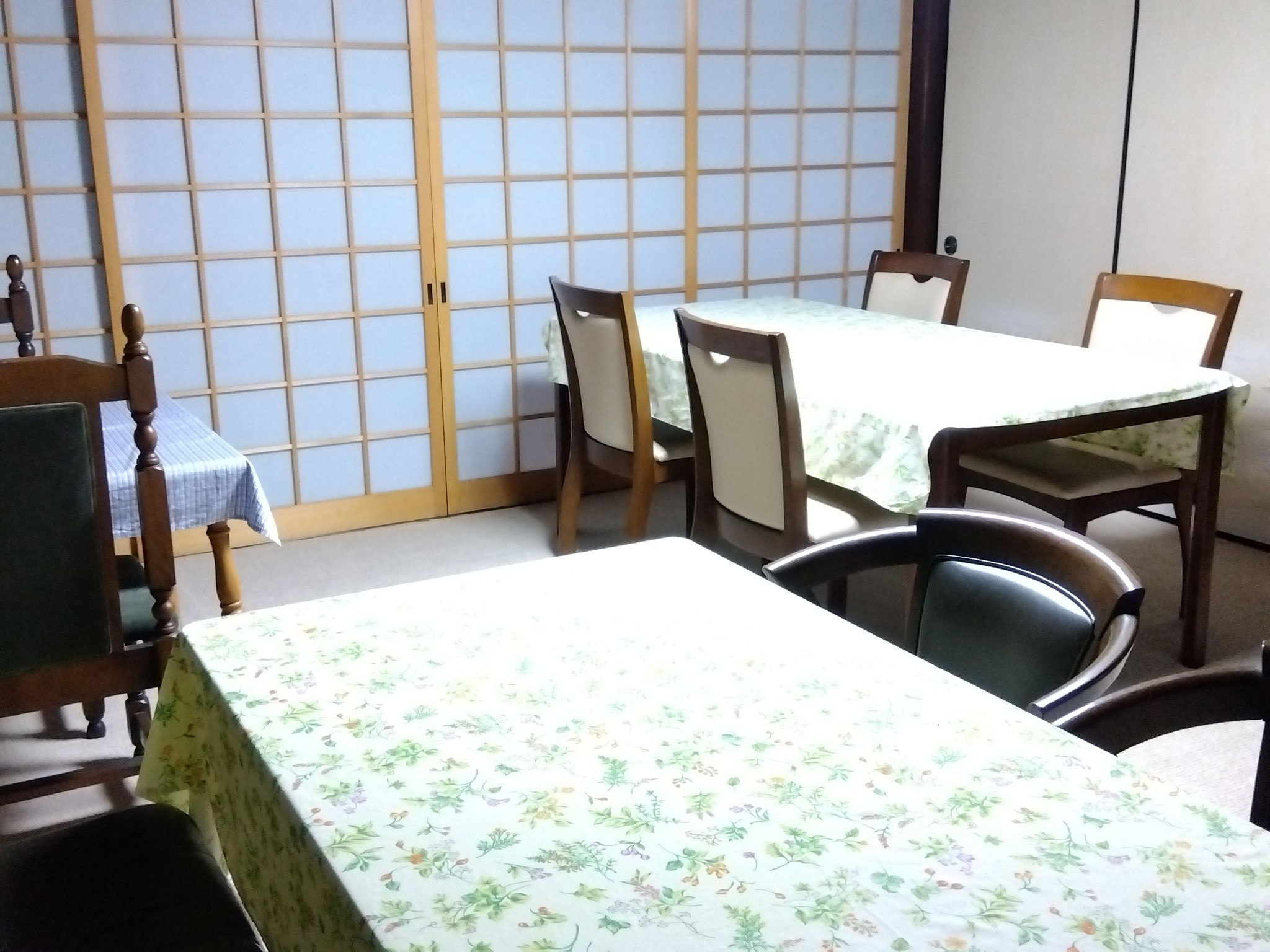 食事室（東側離れ）