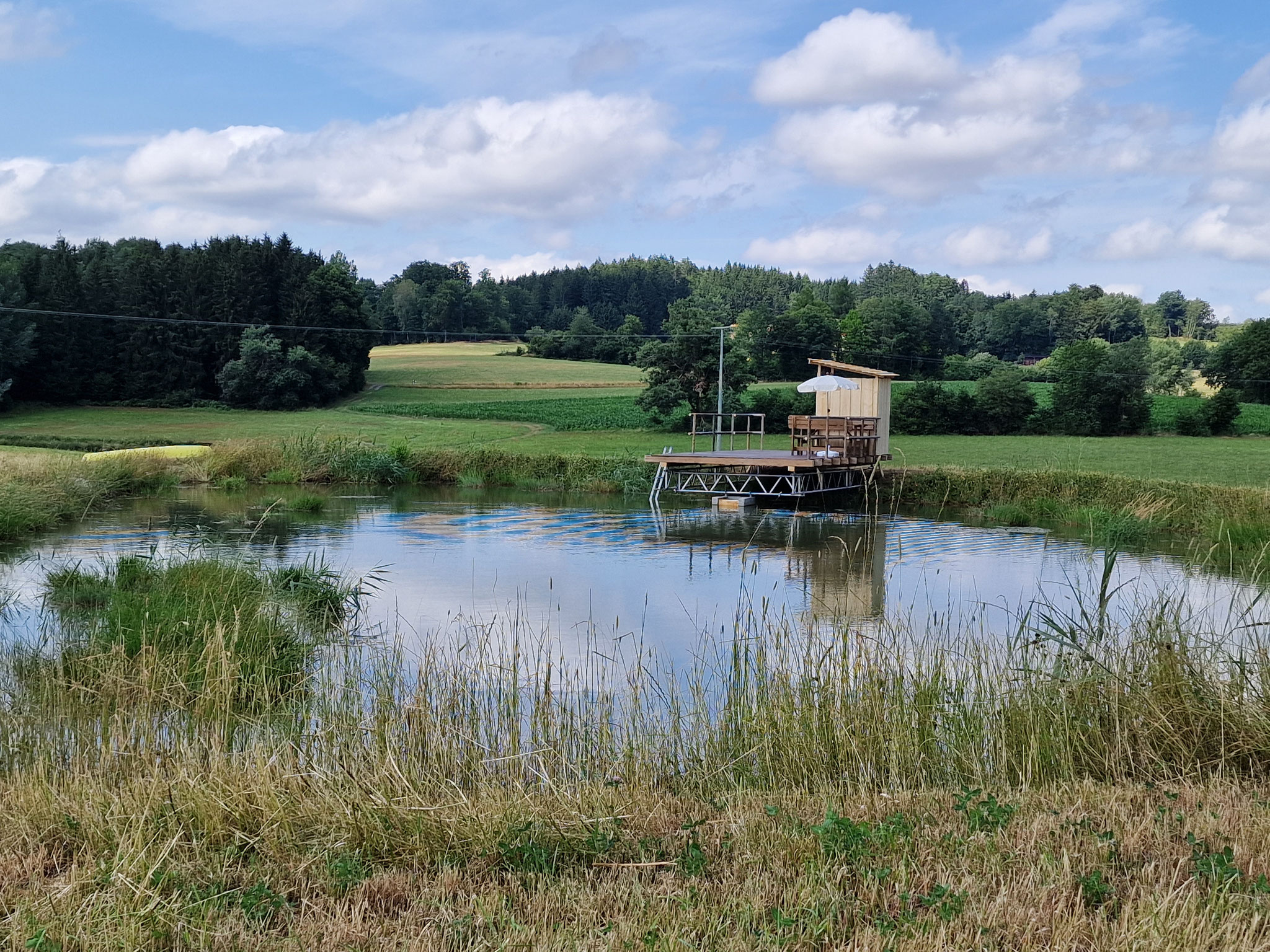 Hofeigener Weiher - exklusiv für Anwohner und Feriengäste ©KnallerbsenHof