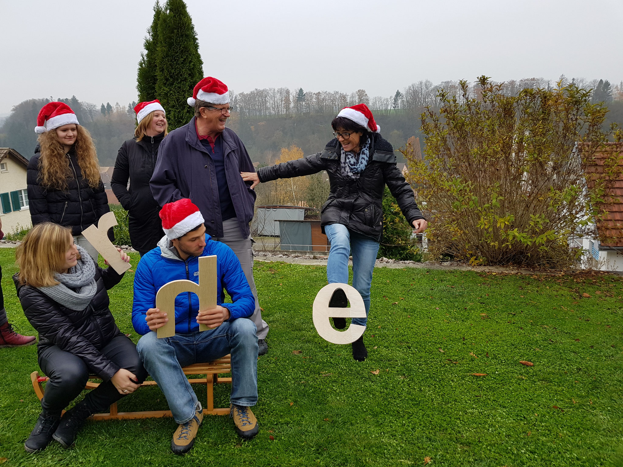 Weihnachtskarten Vorbereitung kann sehr witzig sein 