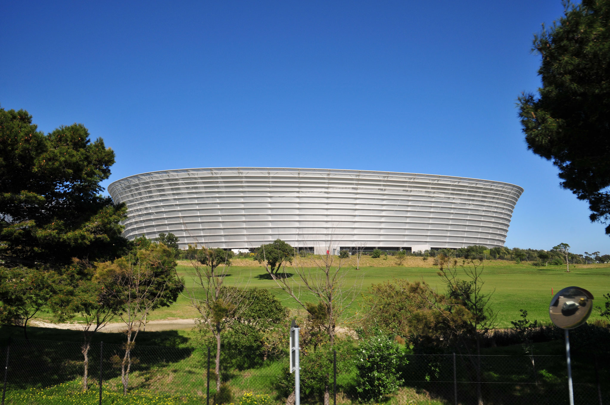 ...und Cape Town Stadium..