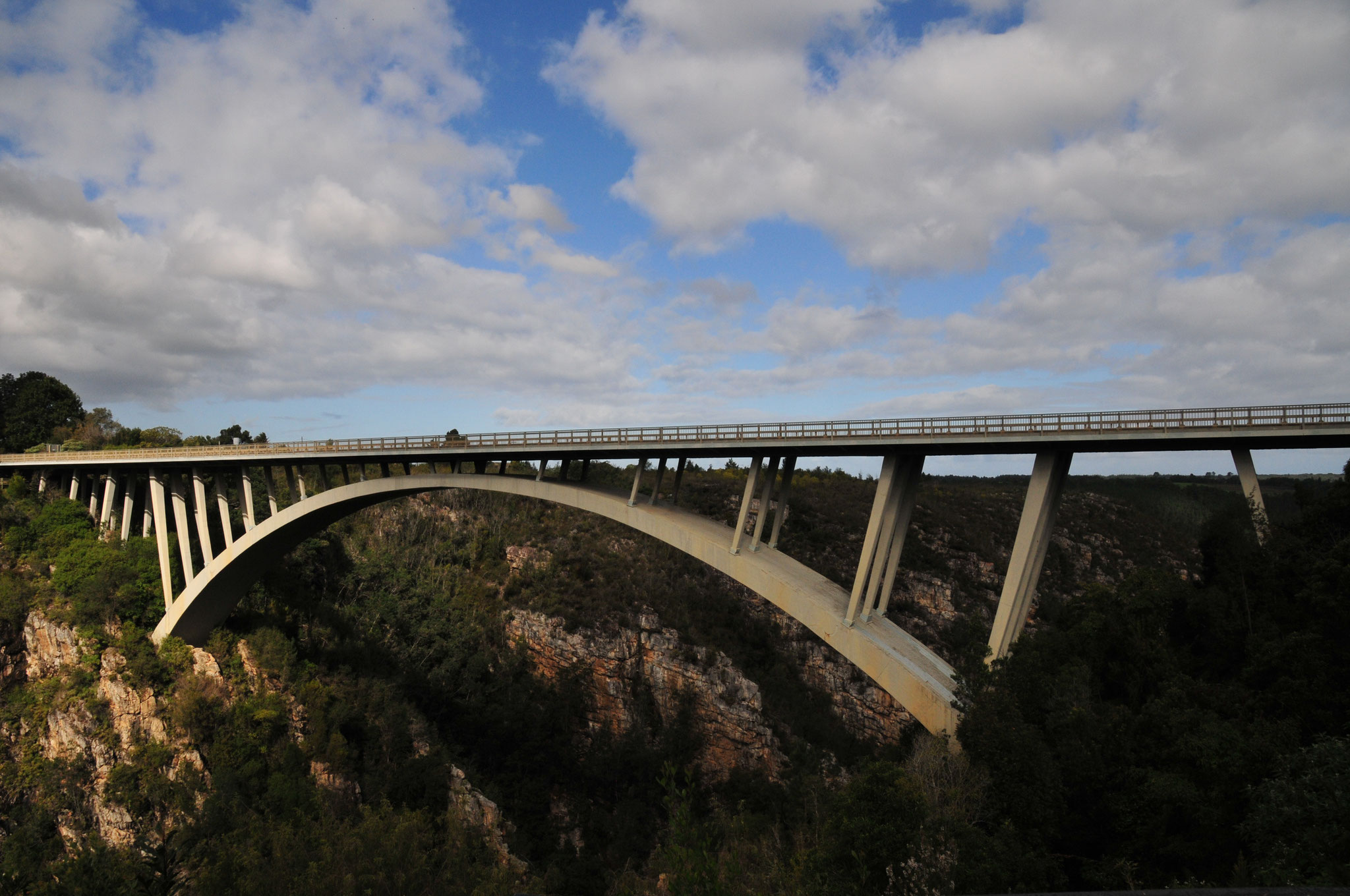 Die Storms River Bridge (190m lang, 130m hoch)