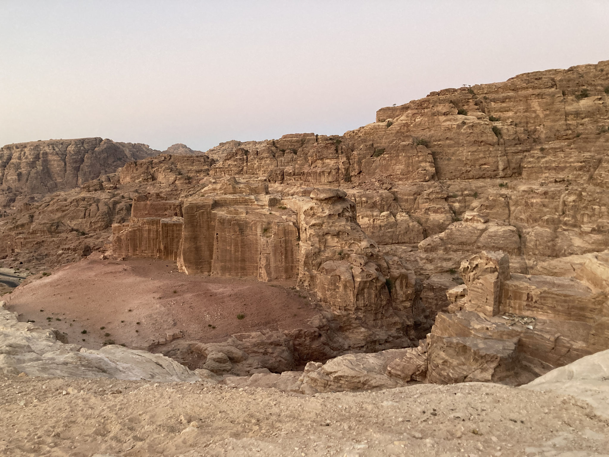 Petra am Morgen vom Nordeingang aus