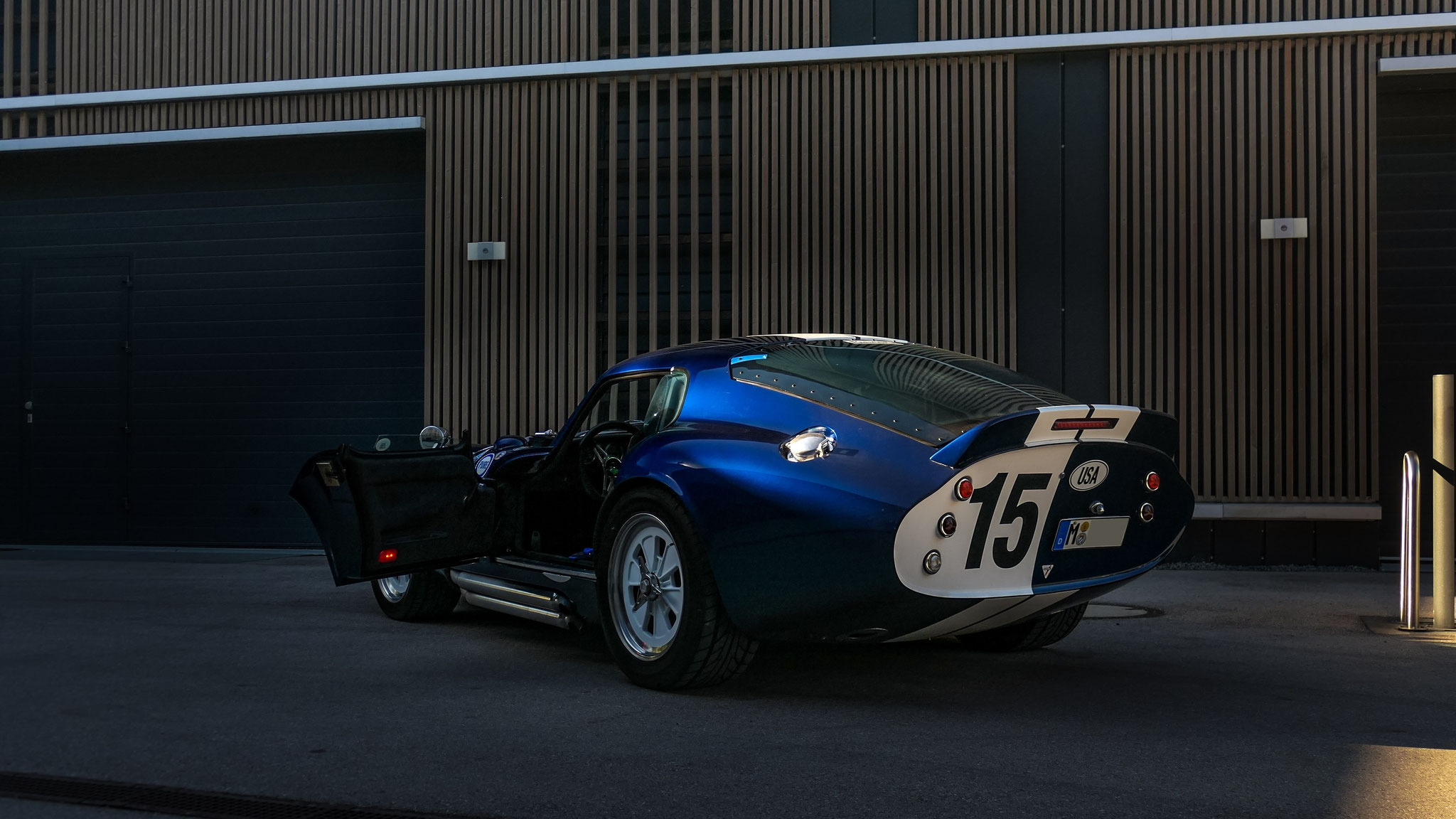 Shelby Daytona Superformance Replica - M-S9H
