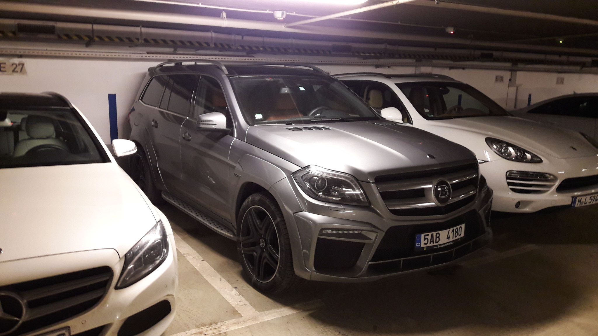 Brabus 850 XL - 5AB4180 (CZ)